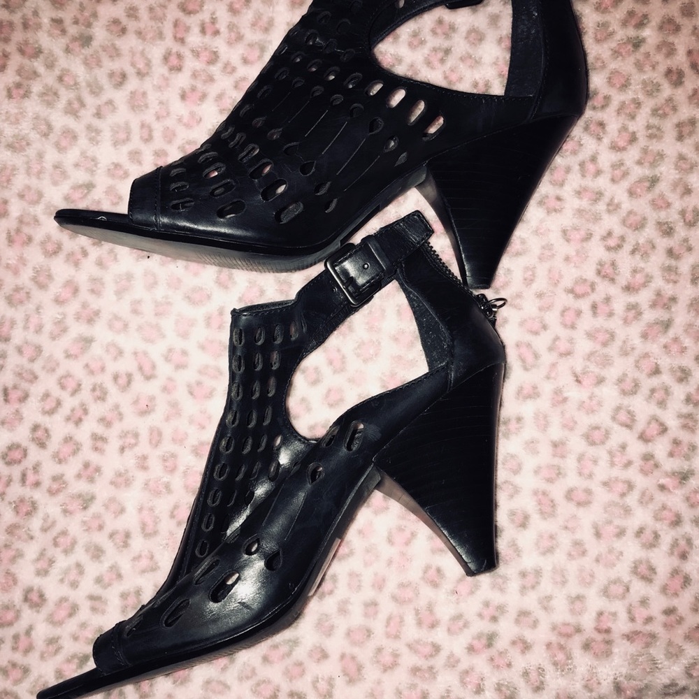 B Makowsy Black Cutout Peep-toe Booties